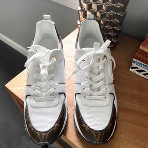 louis vuitton huaraches price
